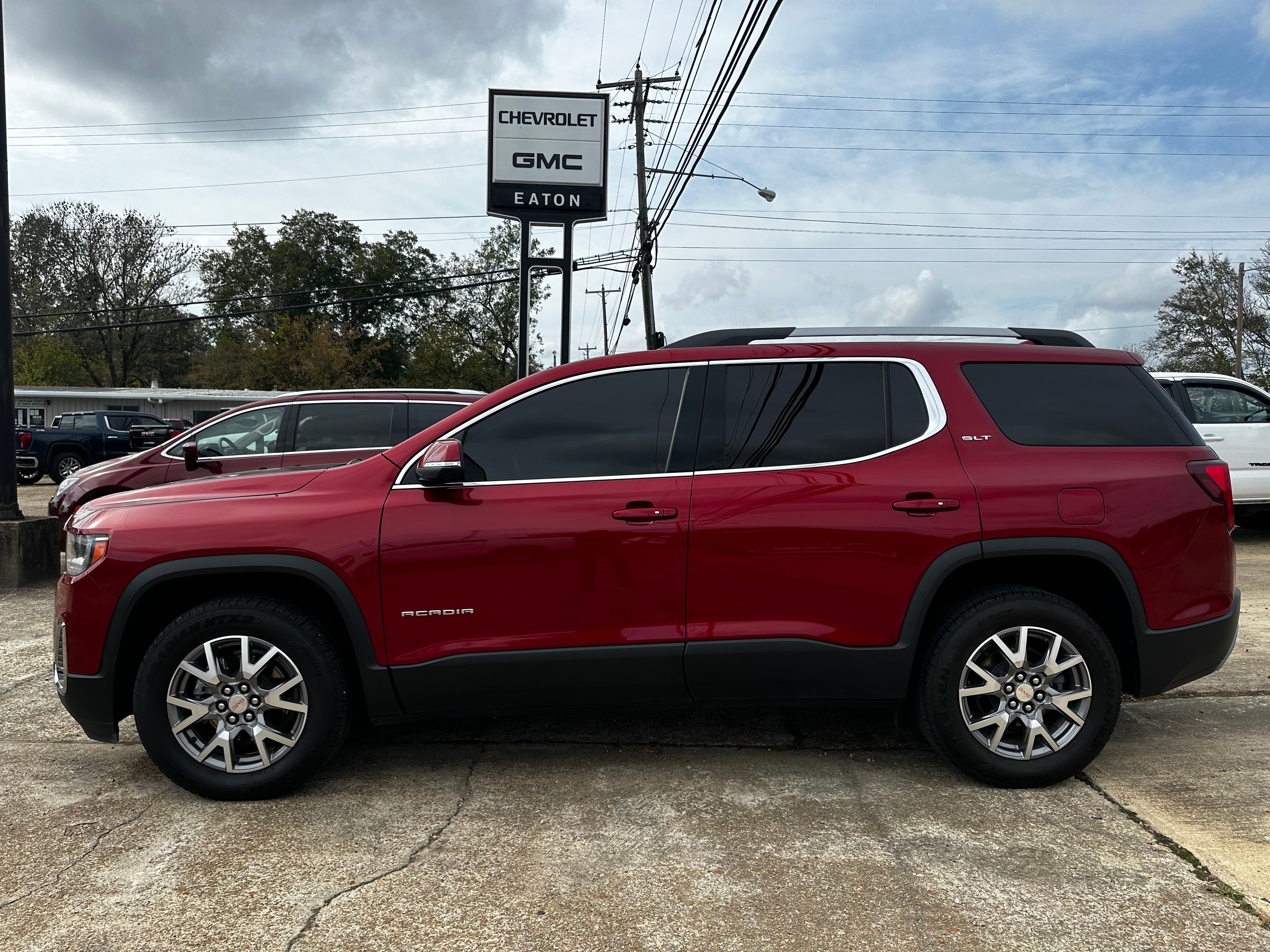 2021 GMC Acadia SLT