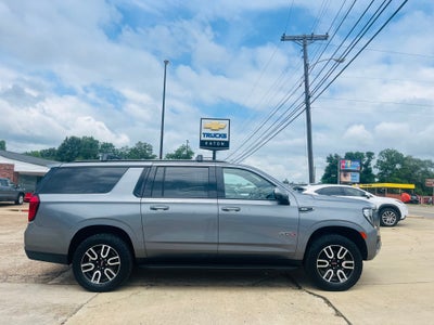 2022 GMC Yukon XL AT4