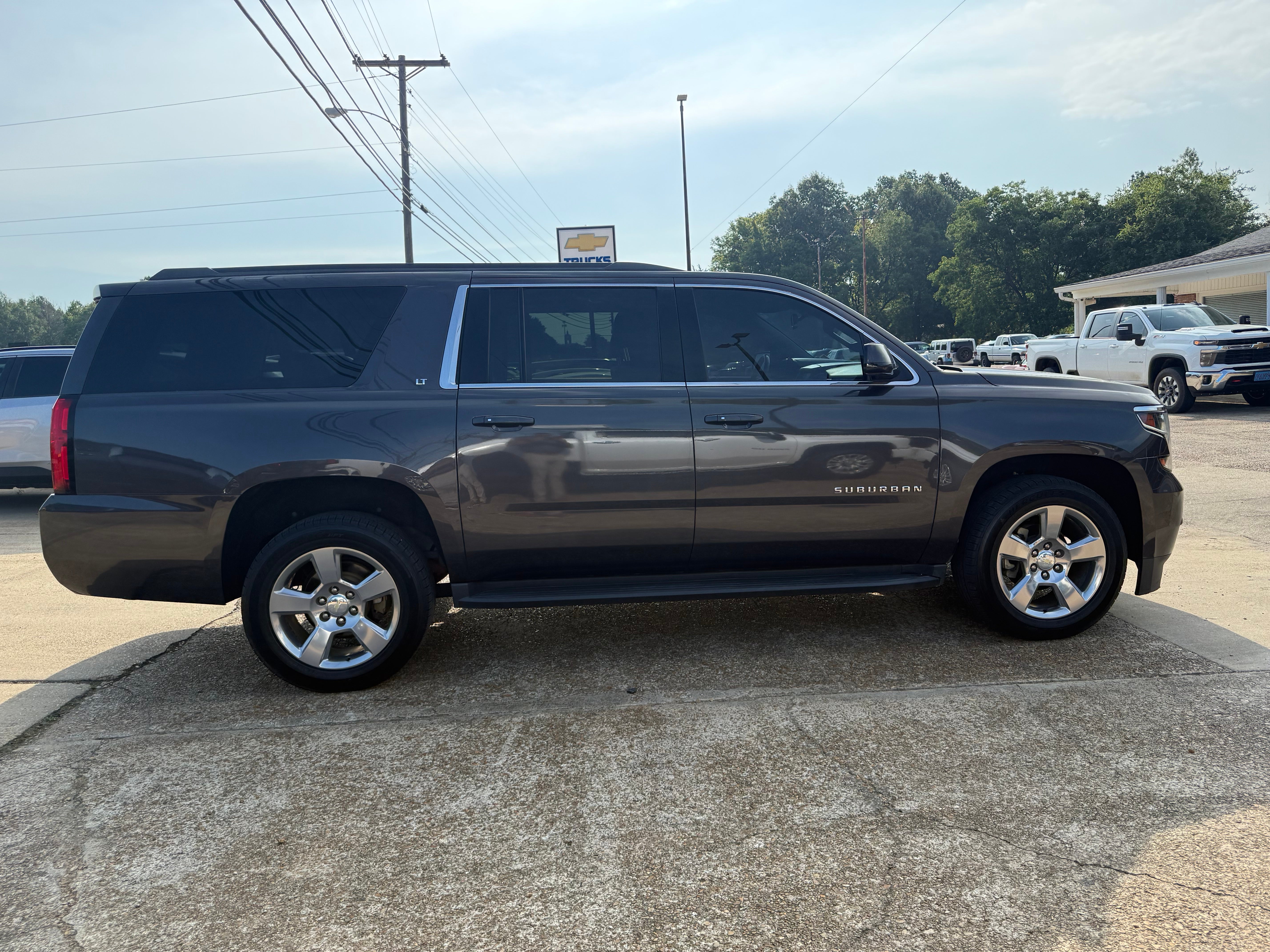 2018 Chevrolet Suburban LT