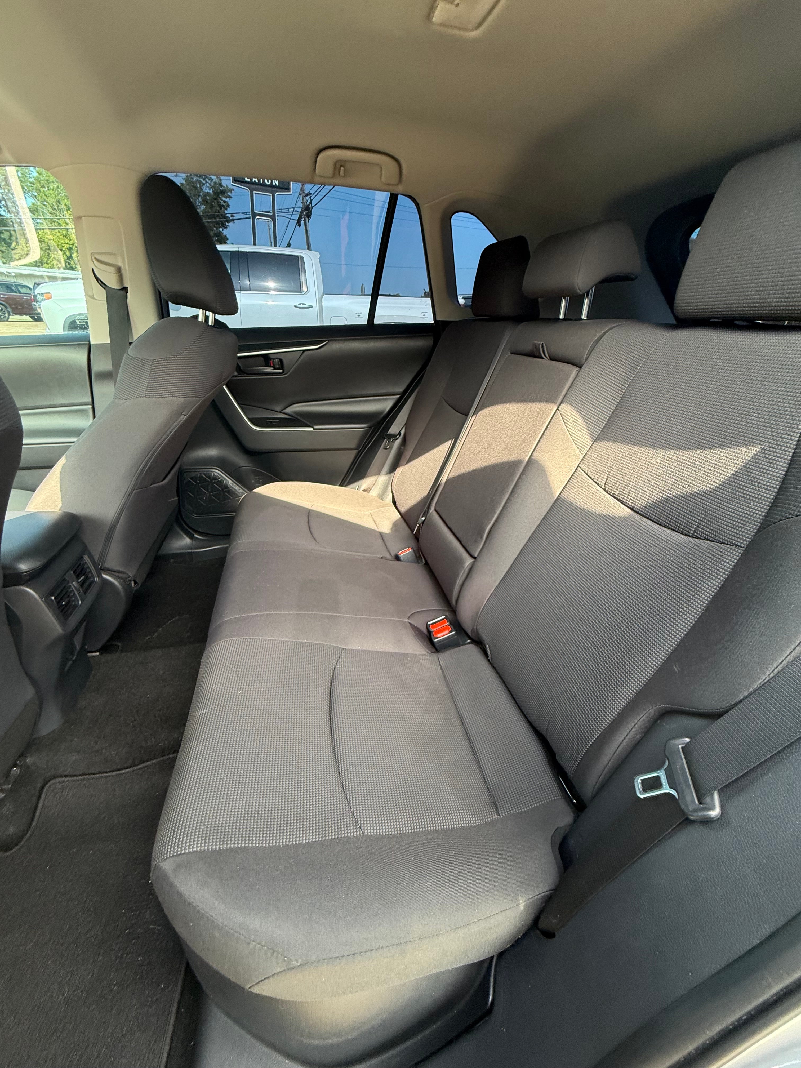 2019 Toyota RAV4 Hybrid LE