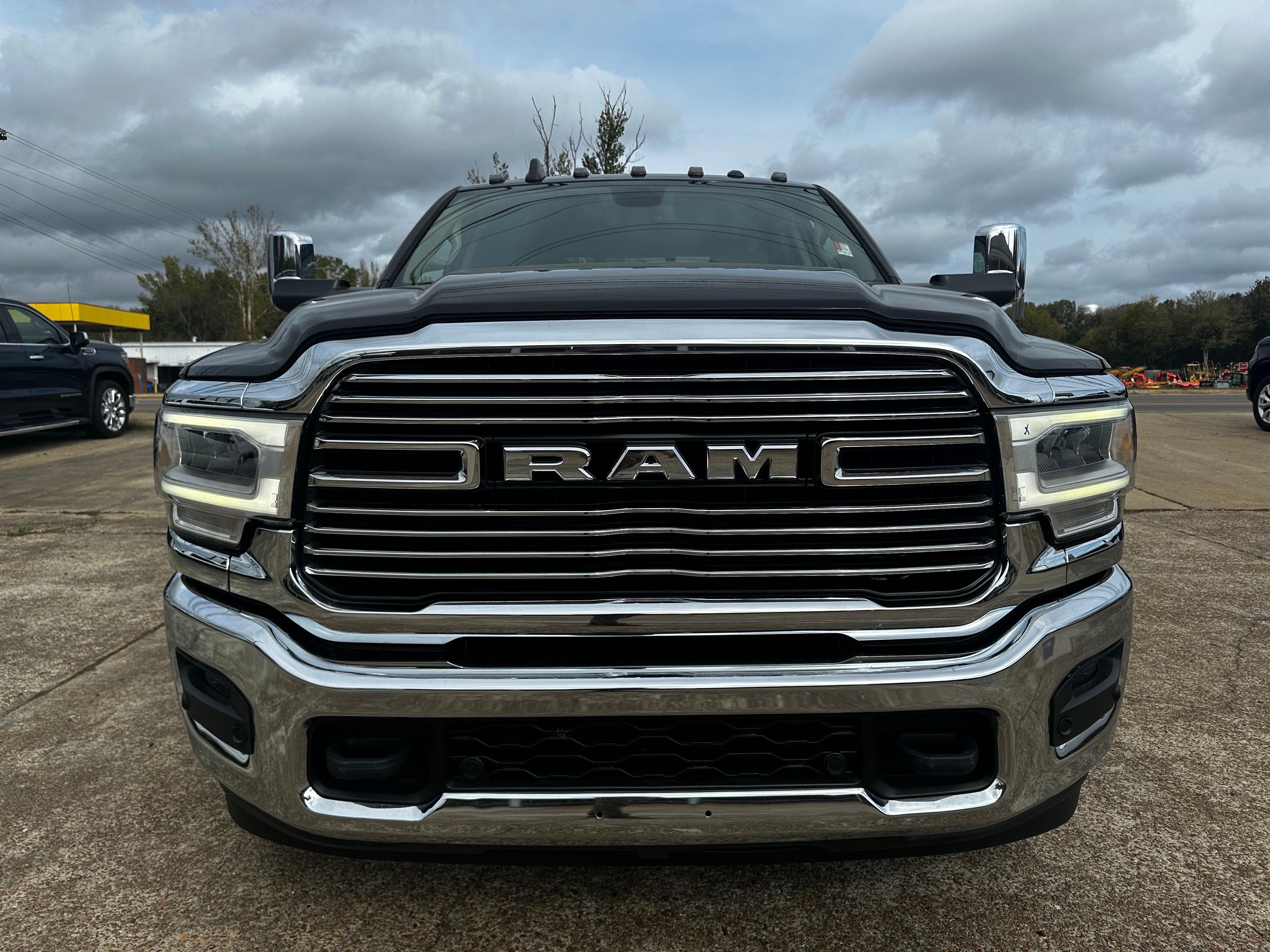 2022 RAM 3500 Laramie